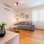 Azure Apartment Metkovic