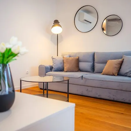 Azure Apartment Metkovic